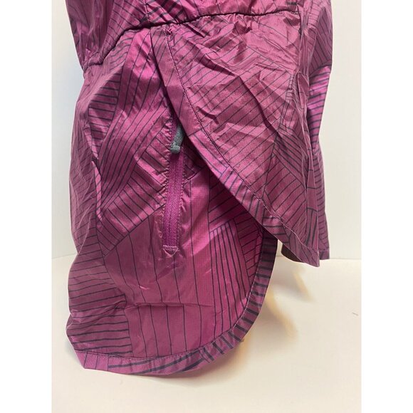 W's Med BROOKS Run Happy Burgundy Track Zip Lightweight/Wind Resist Jacket - Picture 9 of 11